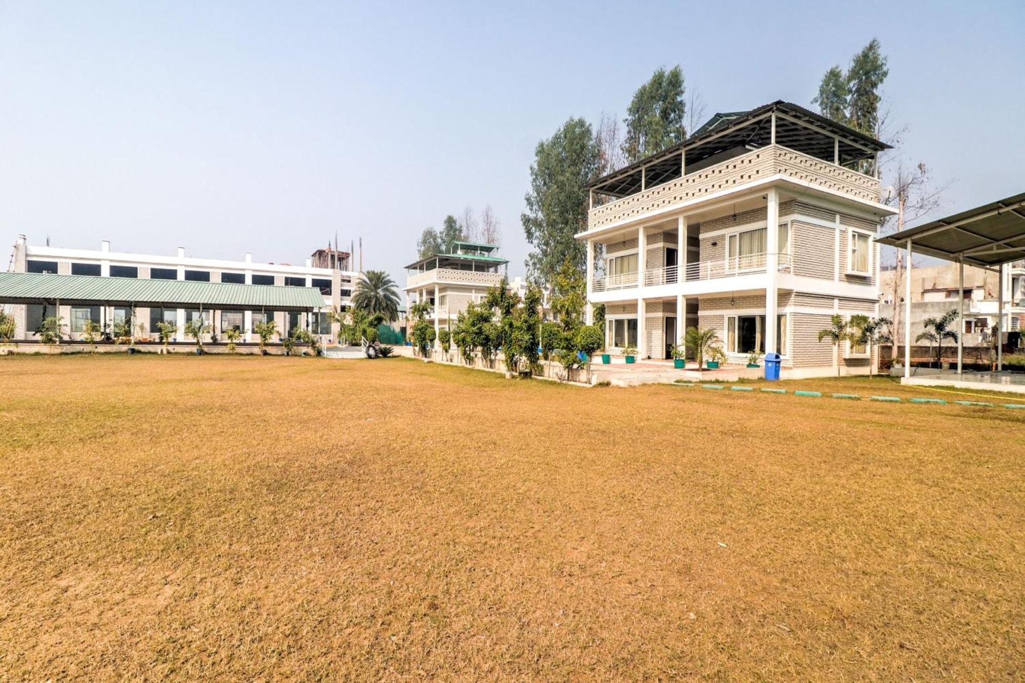 Townhouse Amaraa Farms Near Lulu Hypermarket Lucknow Exteriör bild