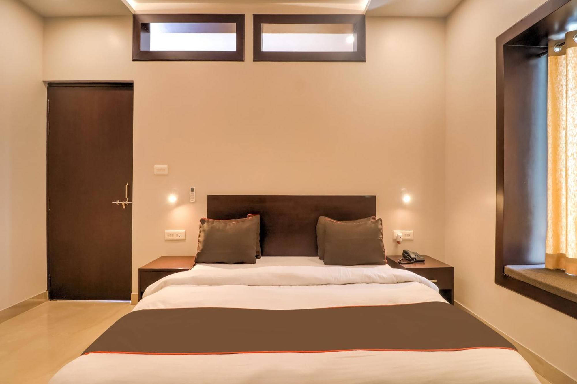 Townhouse Amaraa Farms Near Lulu Hypermarket Lucknow Exteriör bild